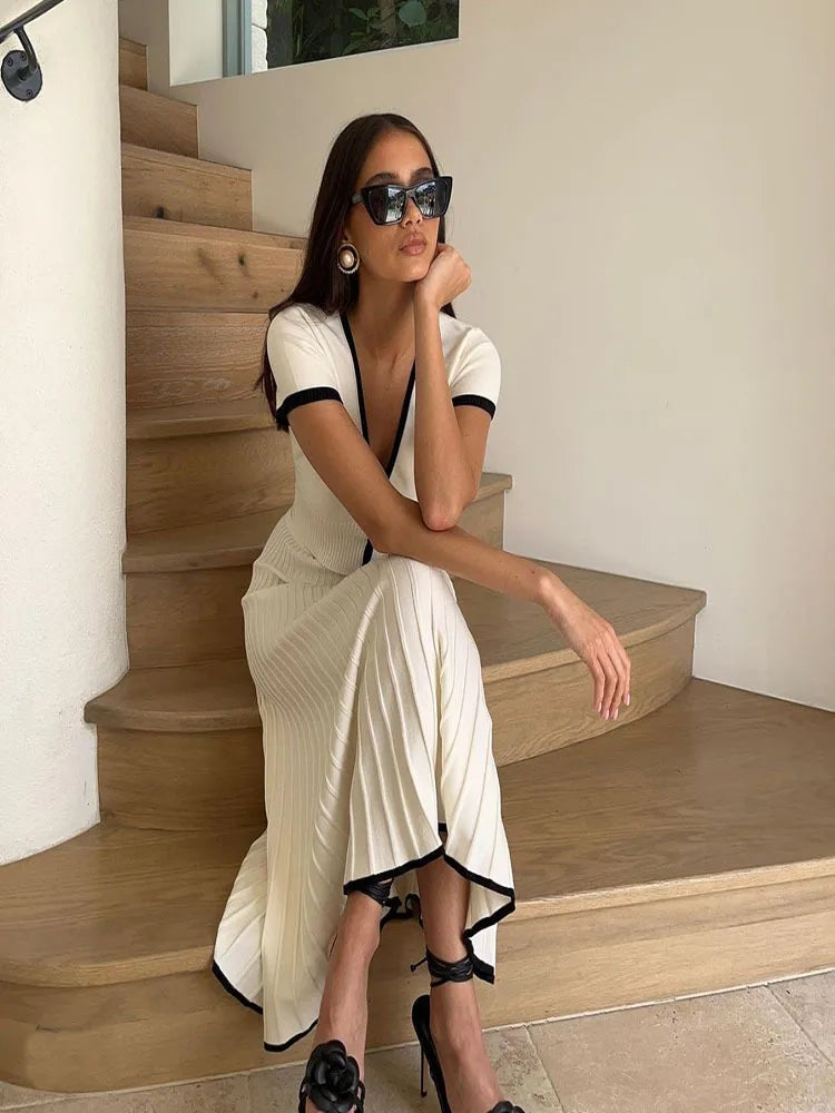 Women White long V-neck Crop Top