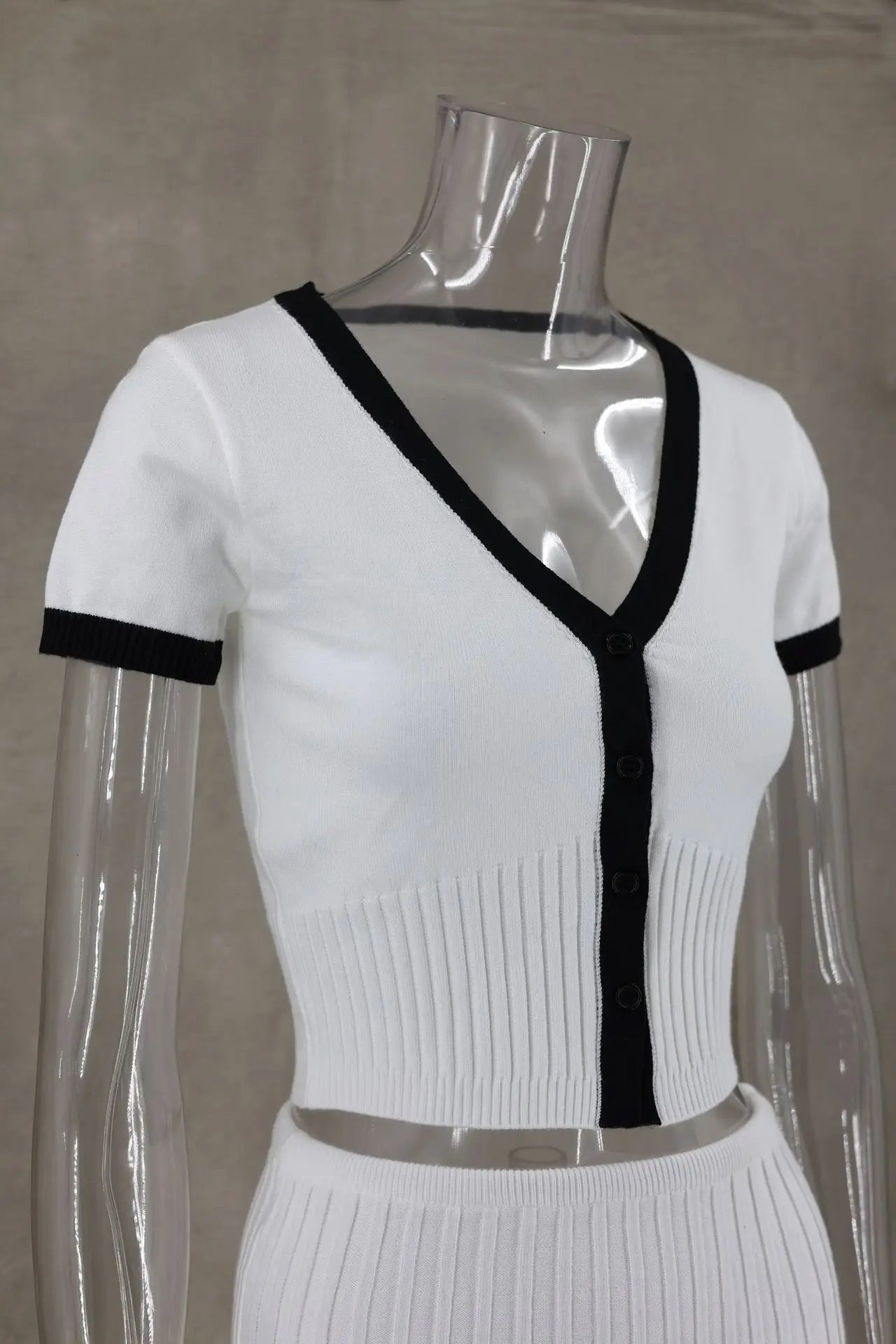 Women White long V-neck Crop Top
