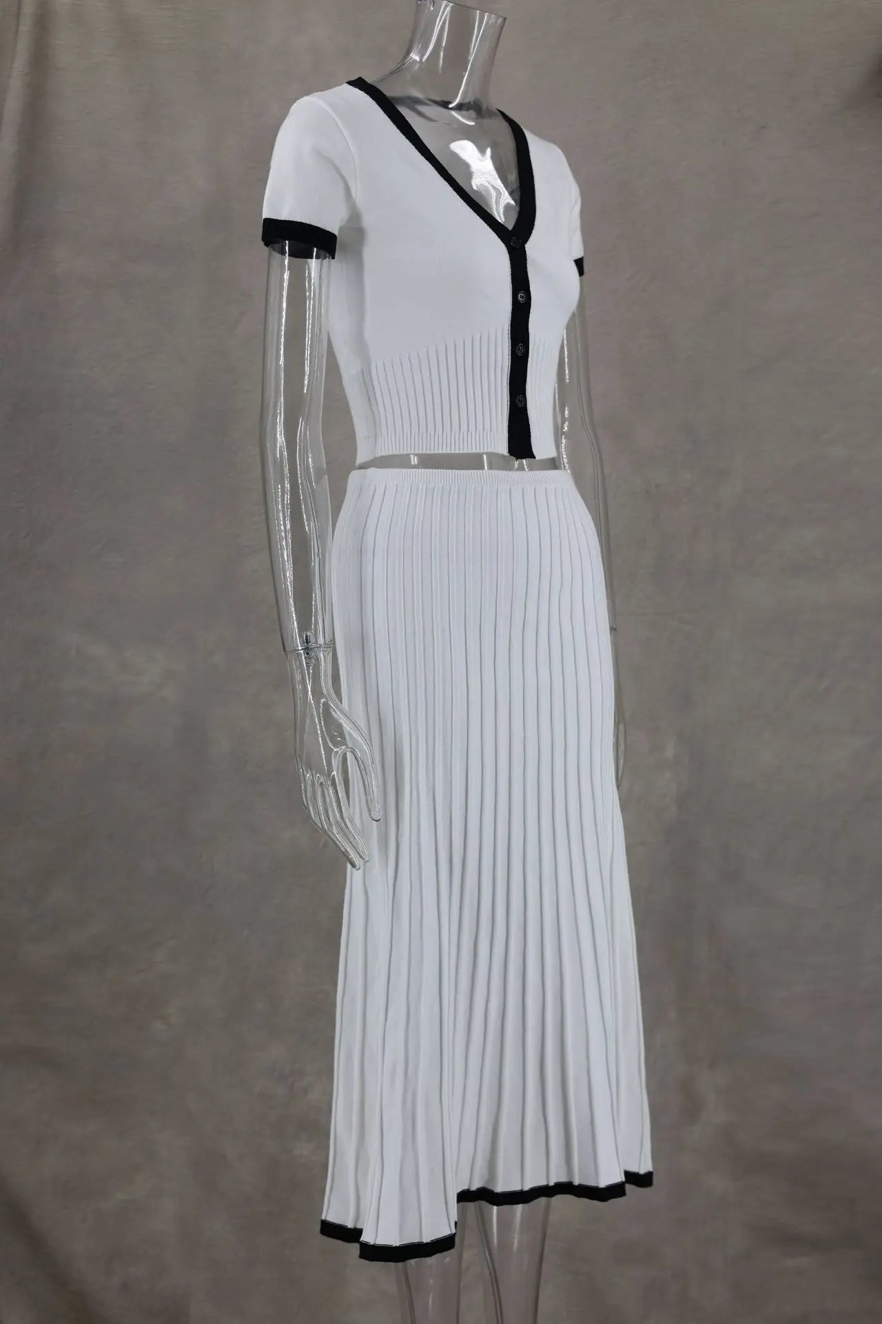 Women White long V-neck Crop Top